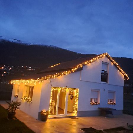 Vila Vikendica Bruse Jaklici Exteriér fotografie