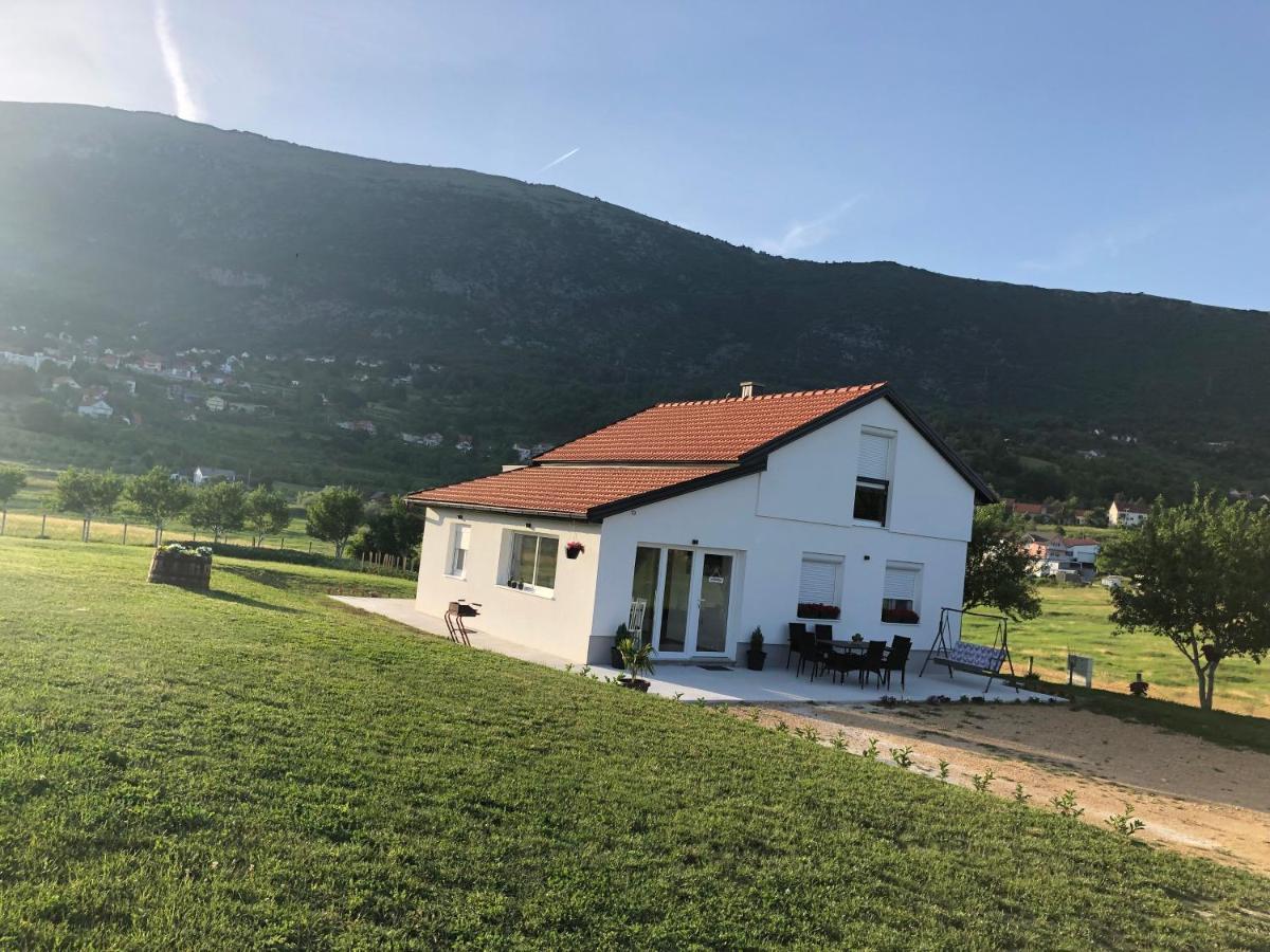 Vila Vikendica Bruse Jaklici Exteriér fotografie