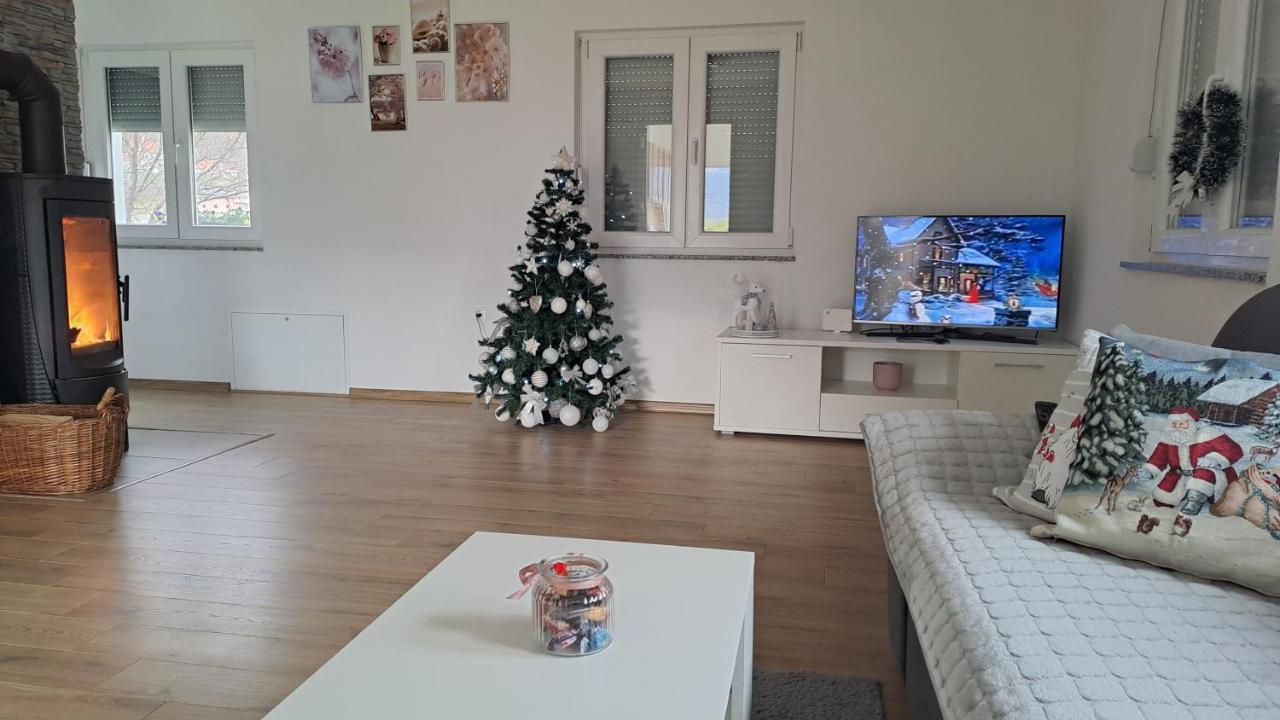 Vila Vikendica Bruse Jaklici Exteriér fotografie